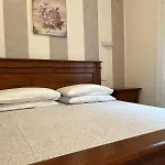 Casa Erika Al Mare * Варацце