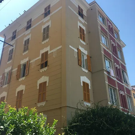 Casa Erika Al Mare شقة *