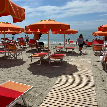 Διαμέρισμα Casa Erika Al Mare Varazze