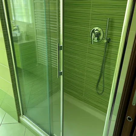 Casa Erika Al Mare فاراتسي