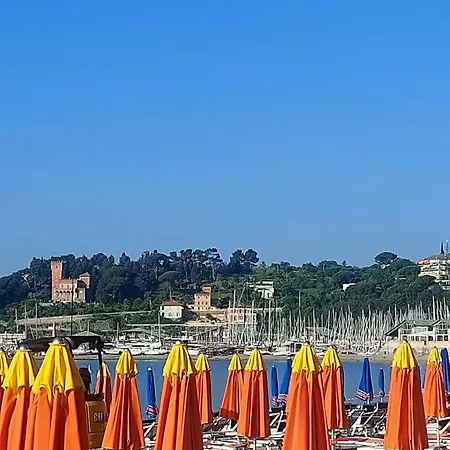 Casa Erika Al Mare דירה